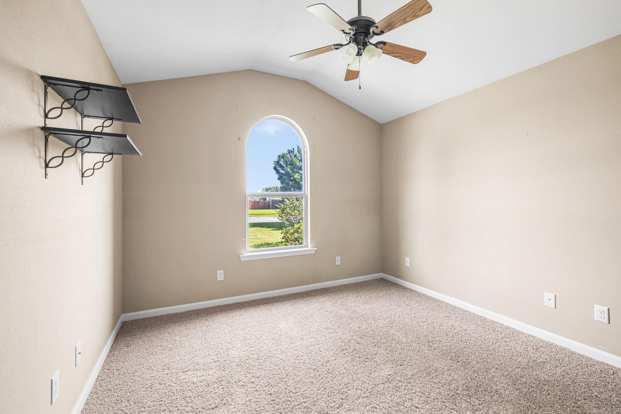 913 Mesquite Trail