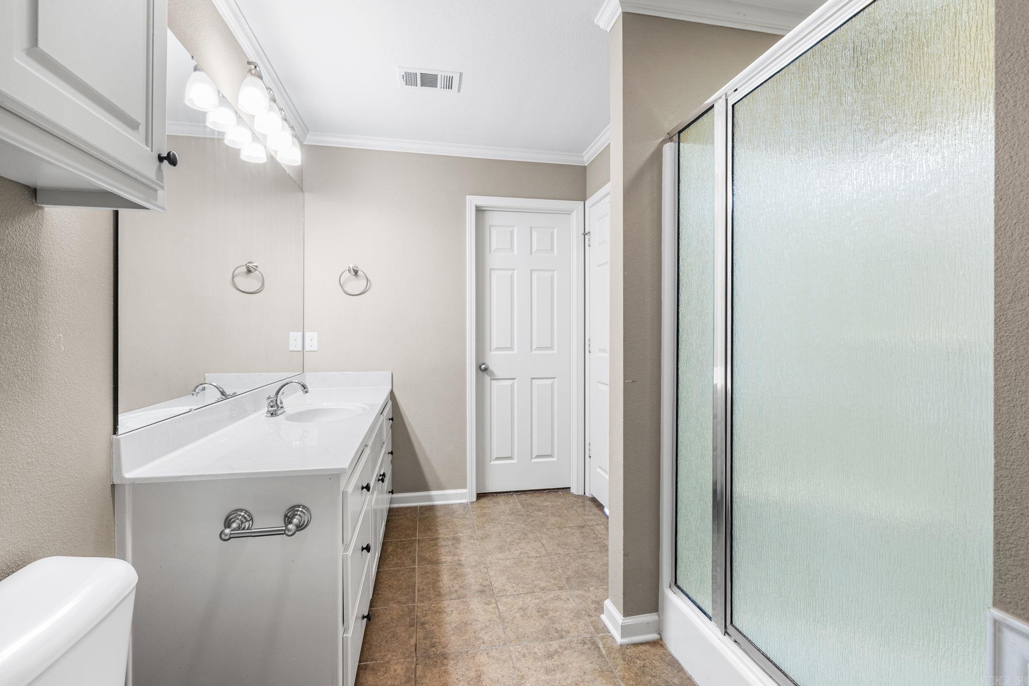 913 Mesquite Trail