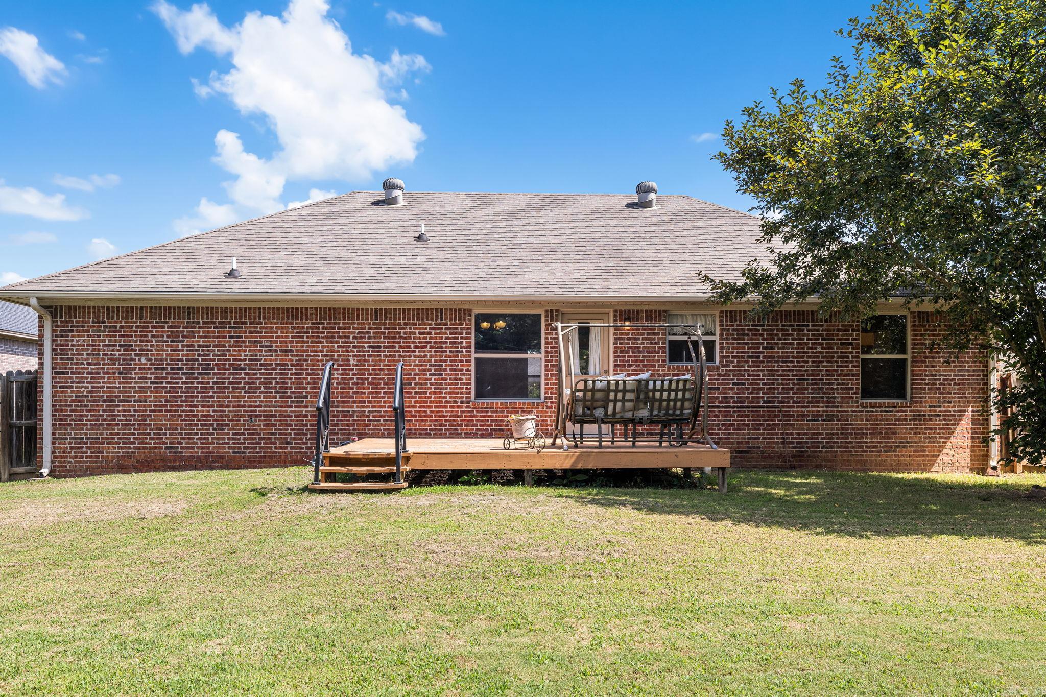 913 Mesquite Trail
