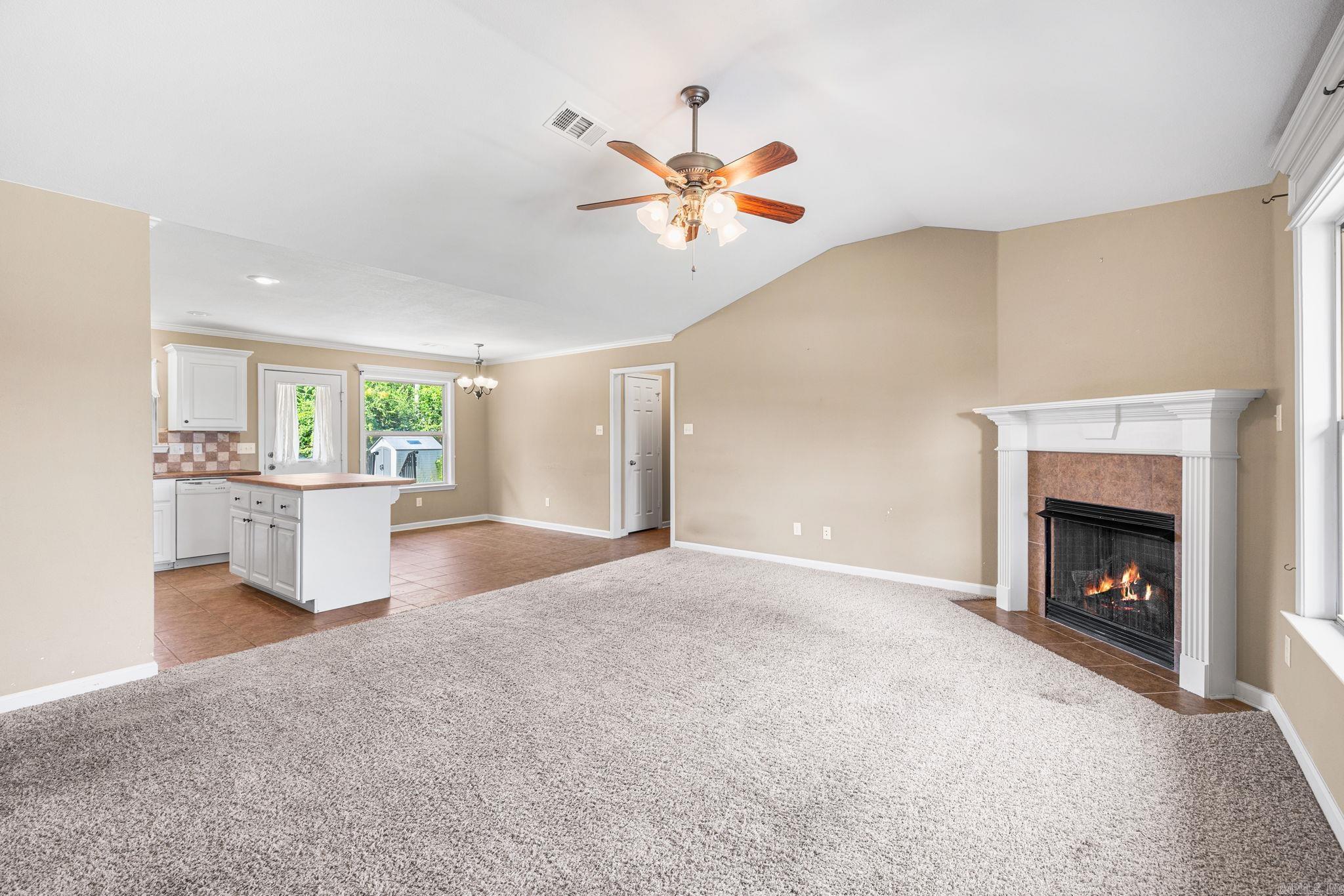 913 Mesquite Trail