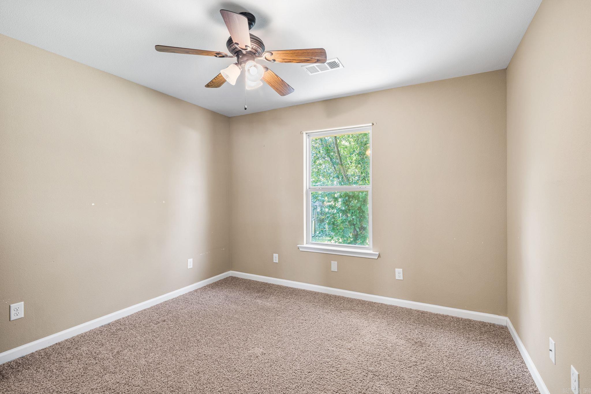 913 Mesquite Trail