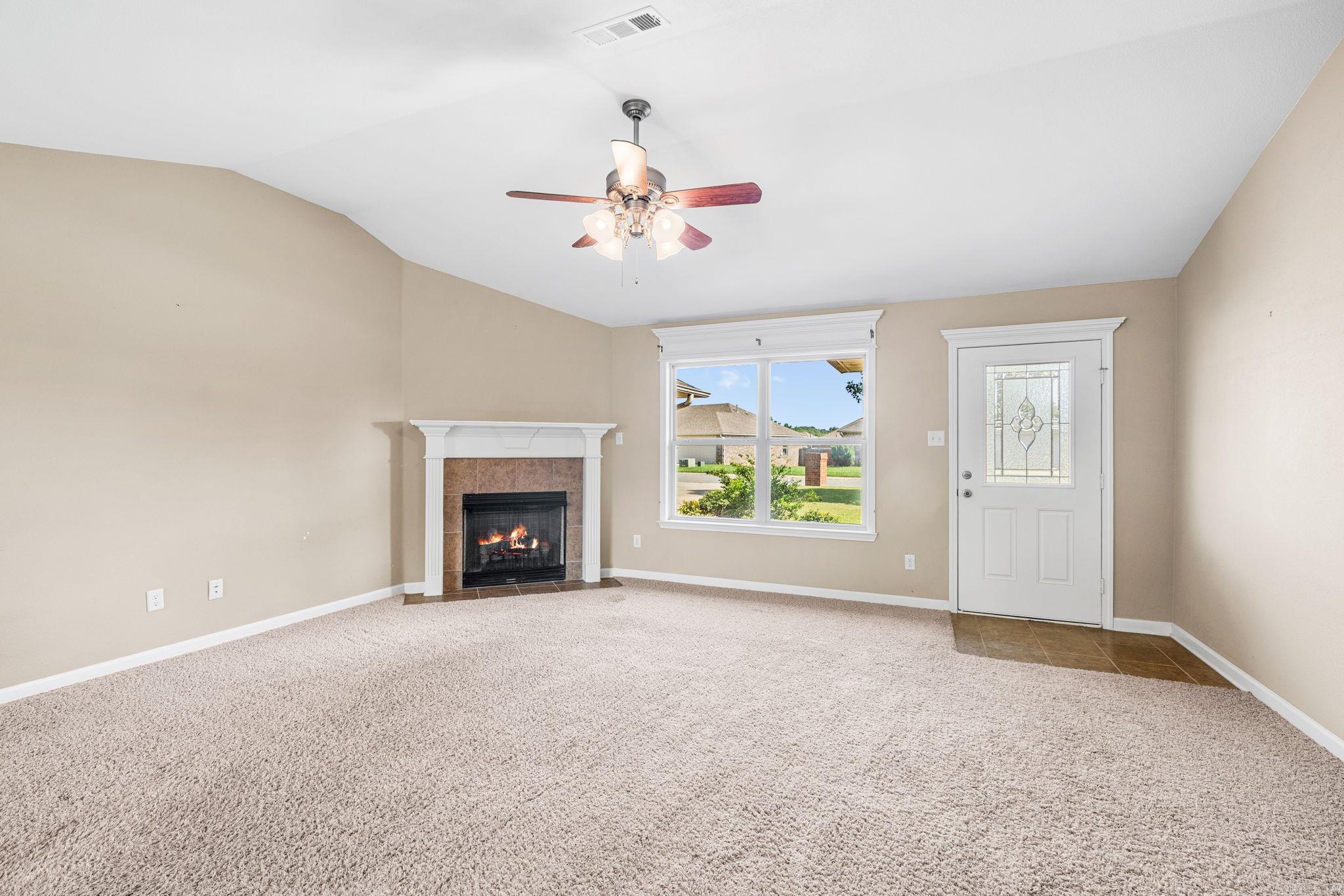 913 Mesquite Trail