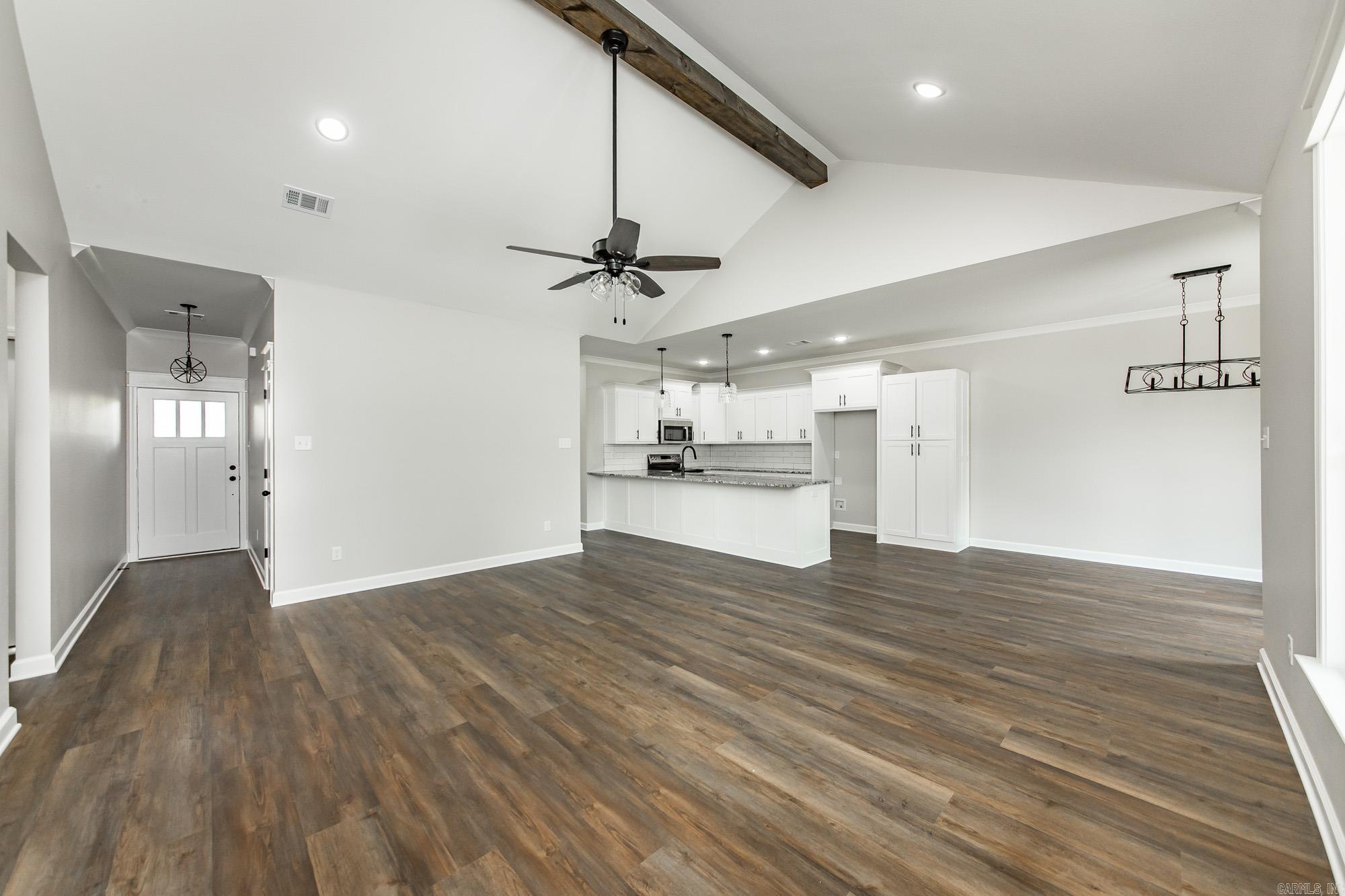942 Villa Vista Circle