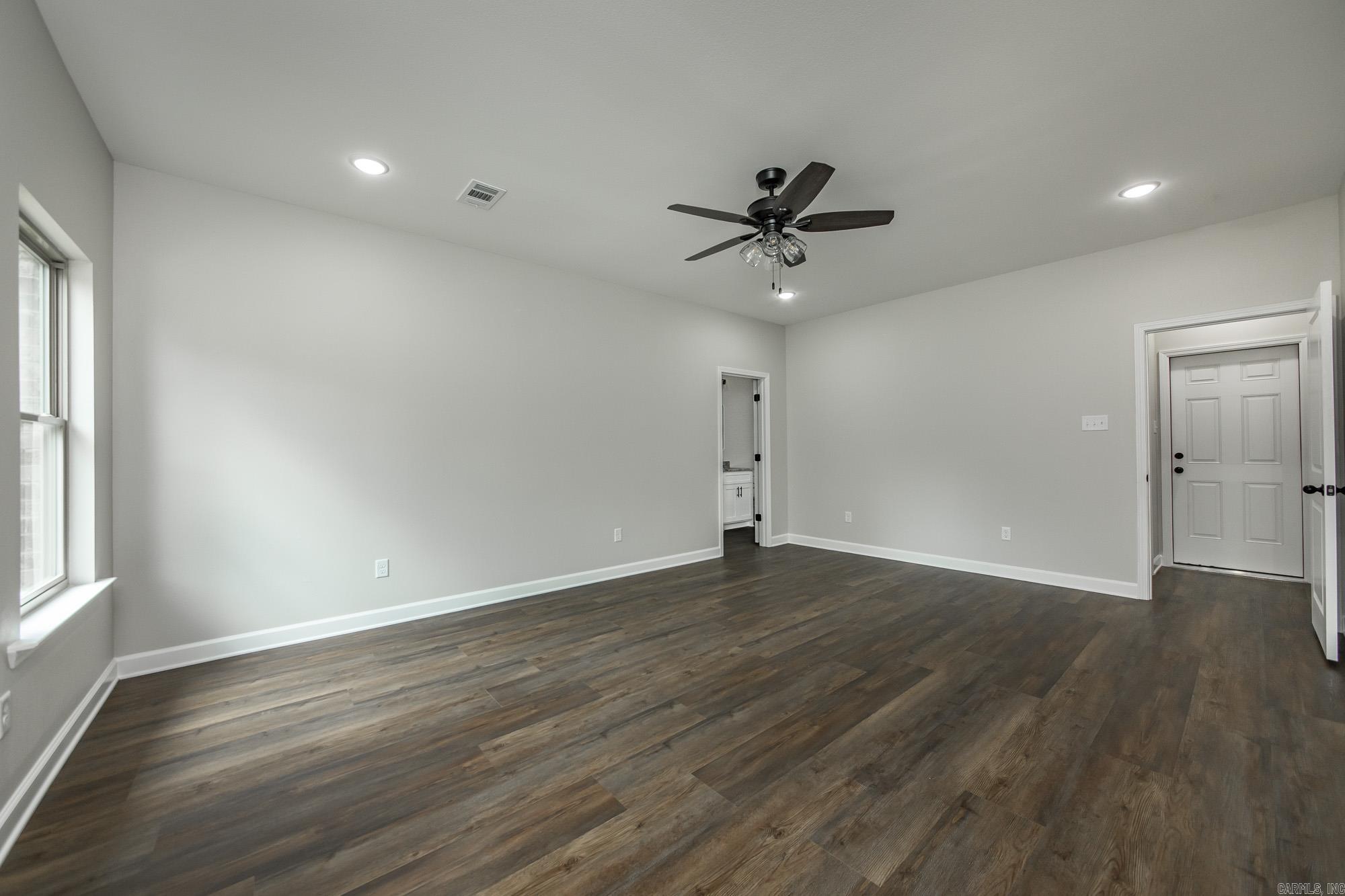 942 Villa Vista Circle