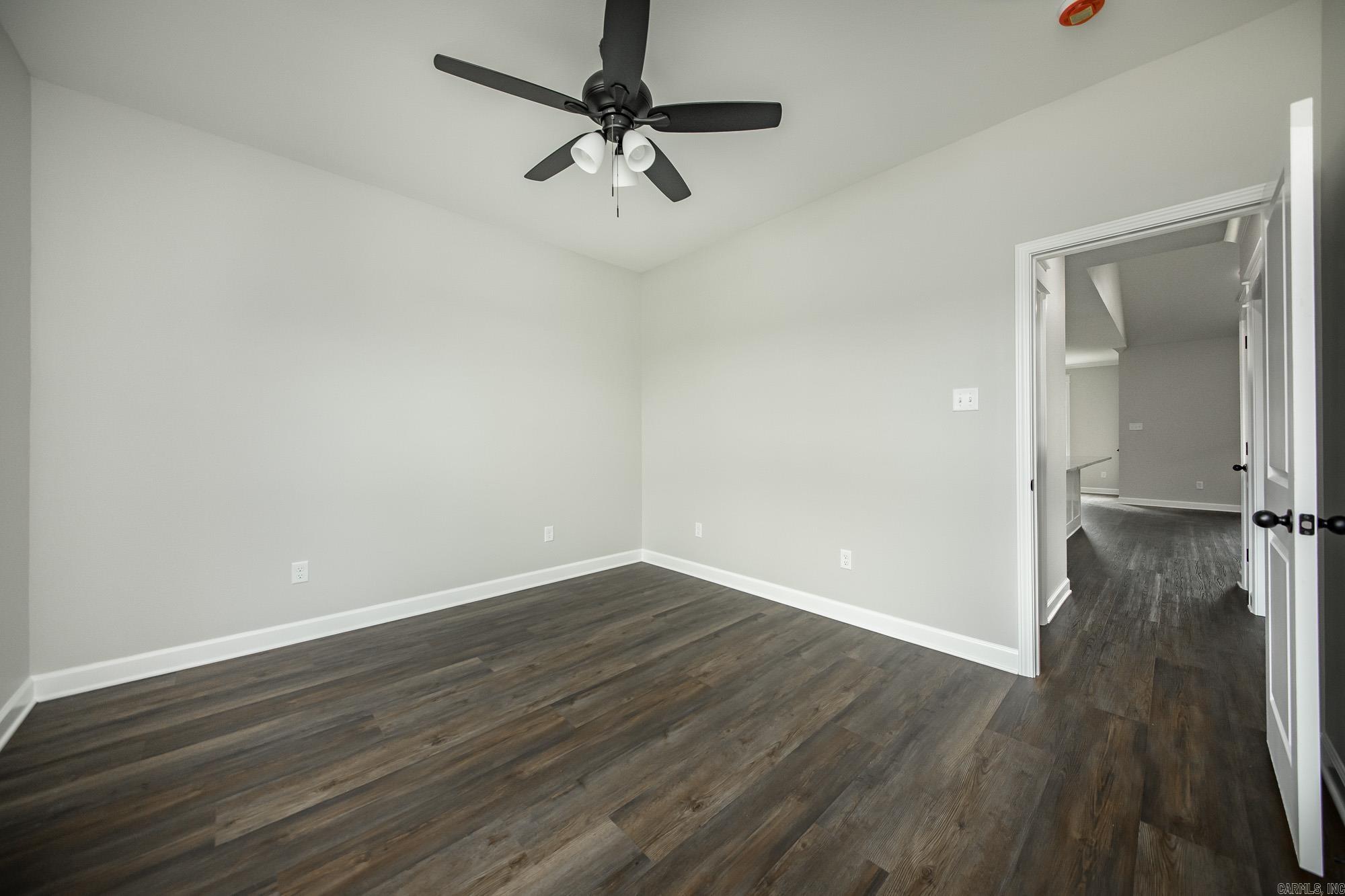 942 Villa Vista Circle