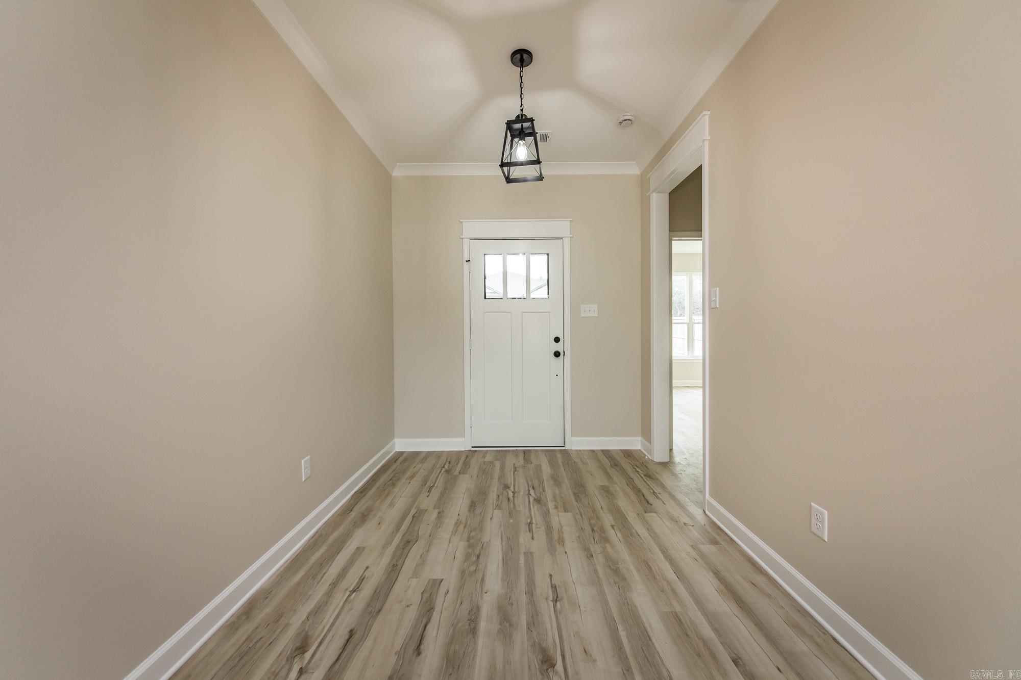 944 Villa Vista Circle