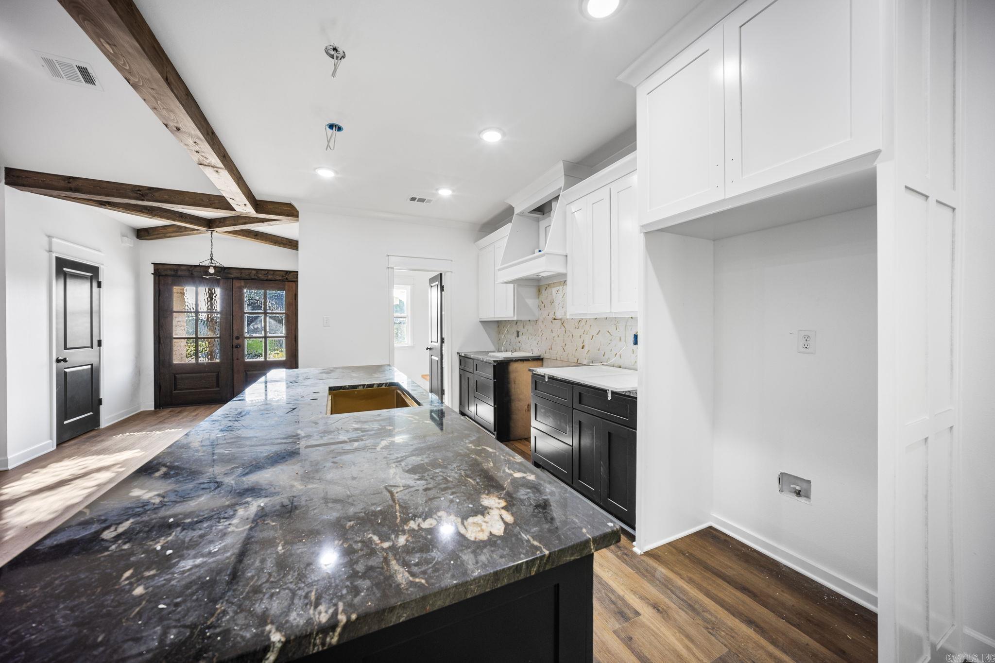 1046 Stagecoach Boulevard