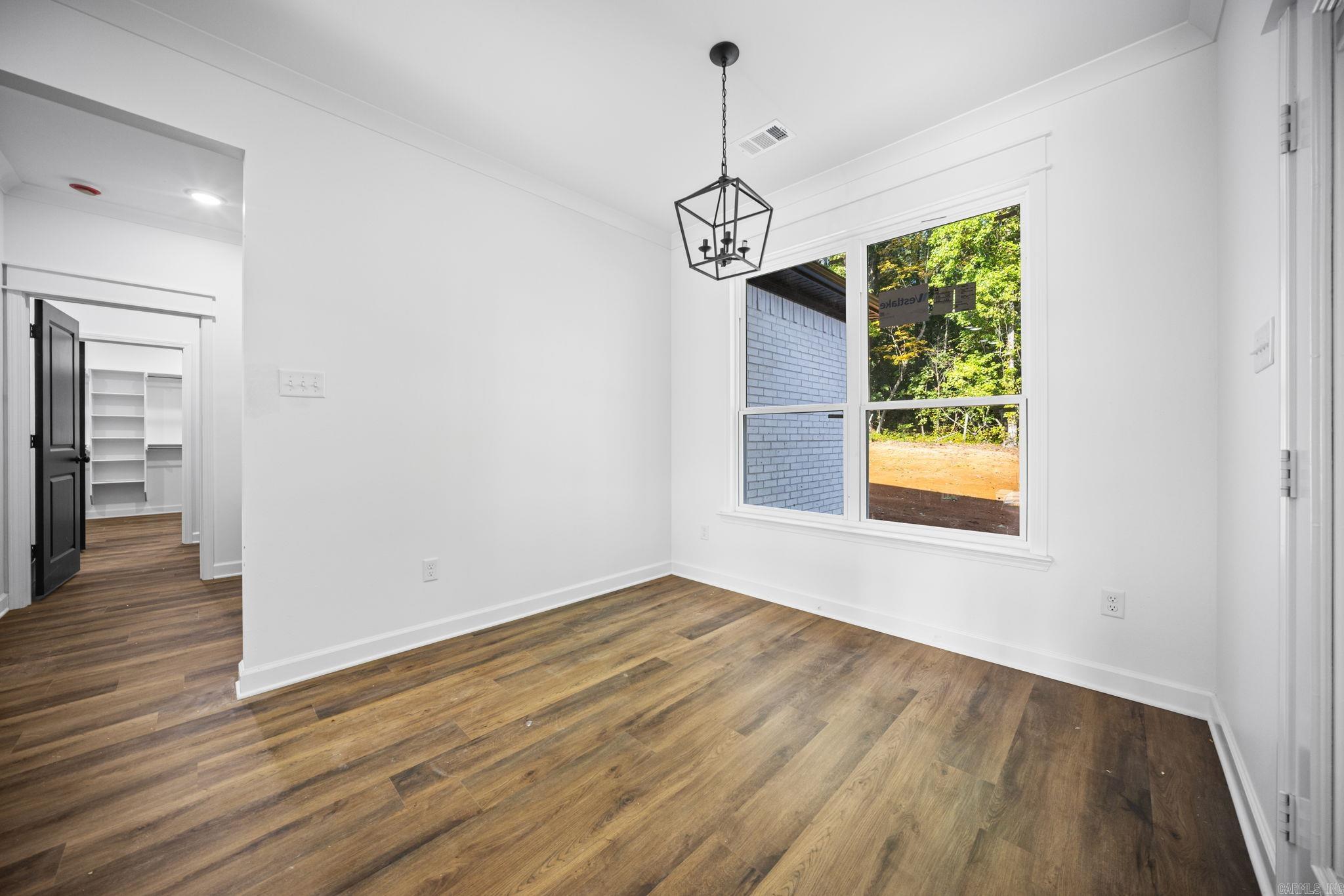 1046 Stagecoach Boulevard