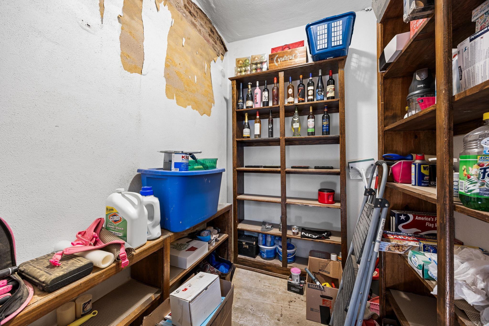 102 NW Front Street Unit: Suite 2