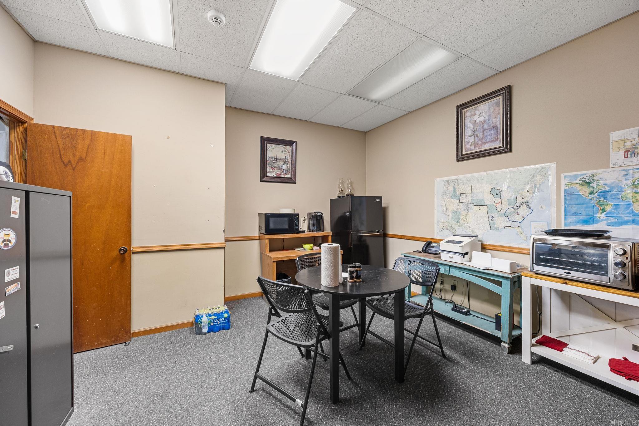 102 NW Front Street Unit: Suite 2