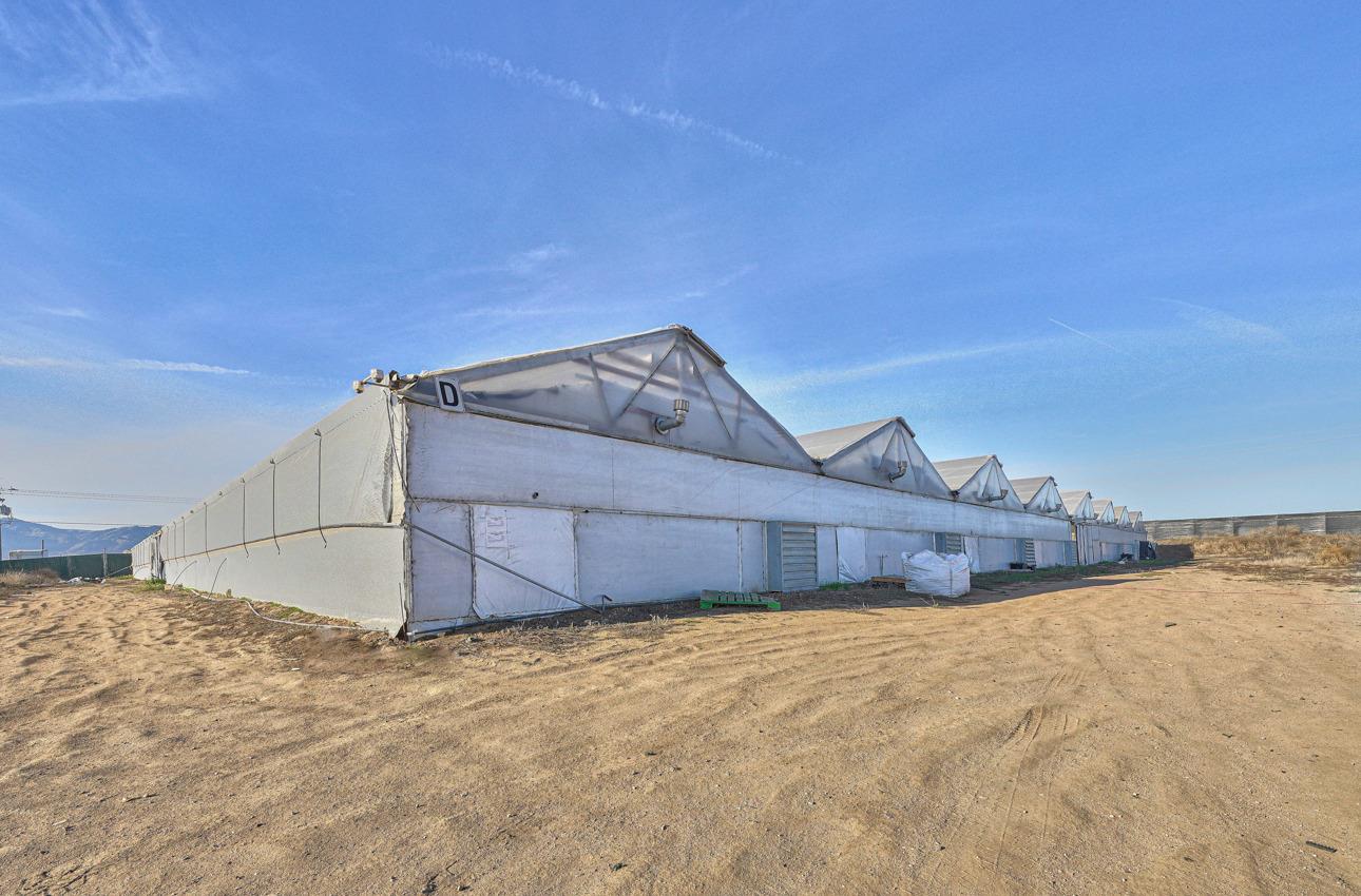 2242 Alisal Road