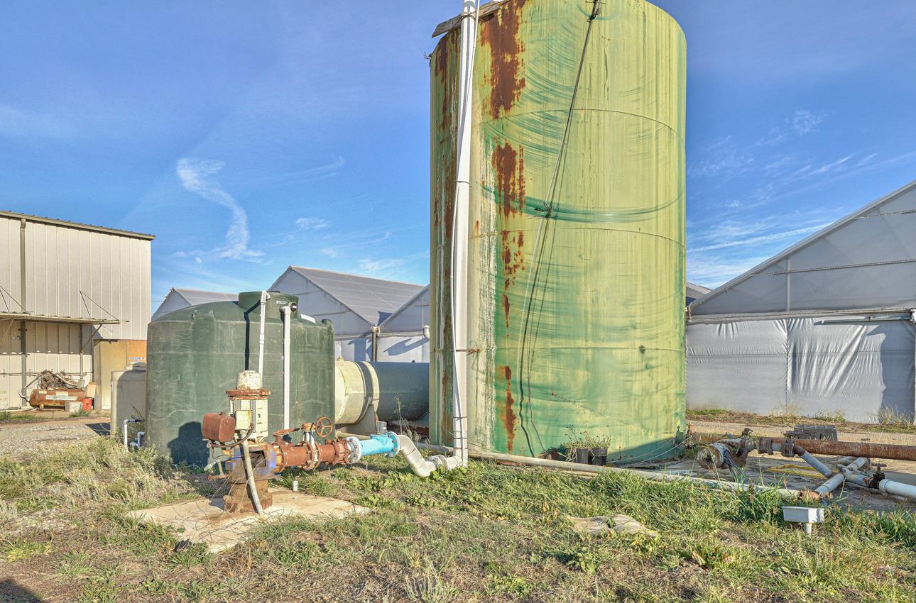 2242 Alisal Road