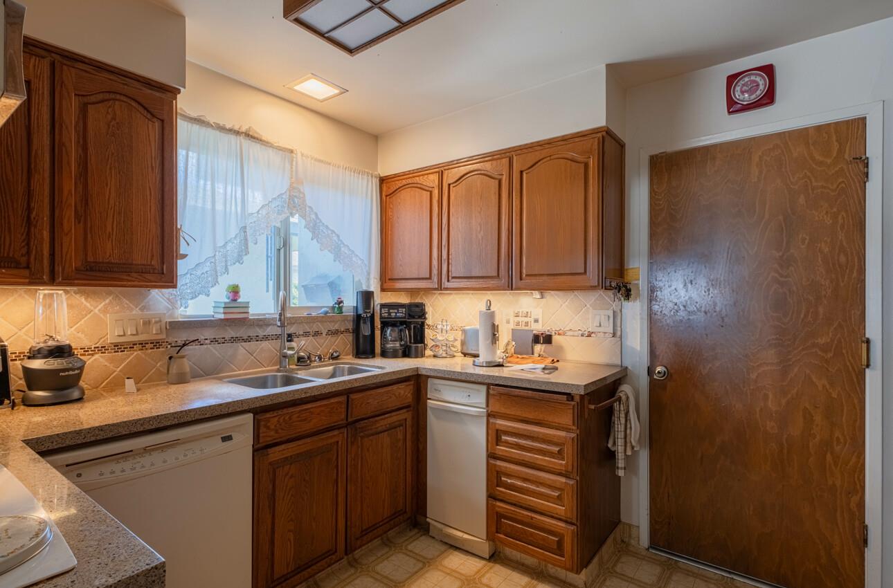 522 & 524 San Blanco Court