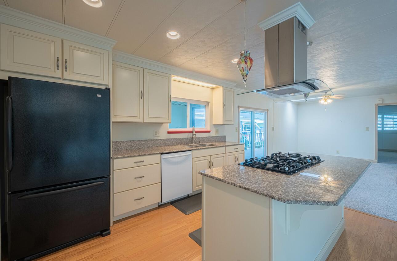 155 Kern Street Unit: 144