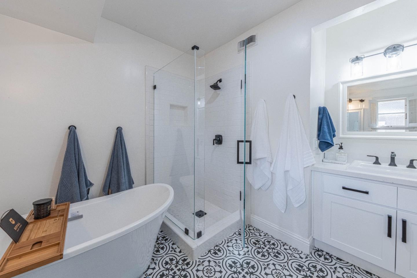 239 Oak Street