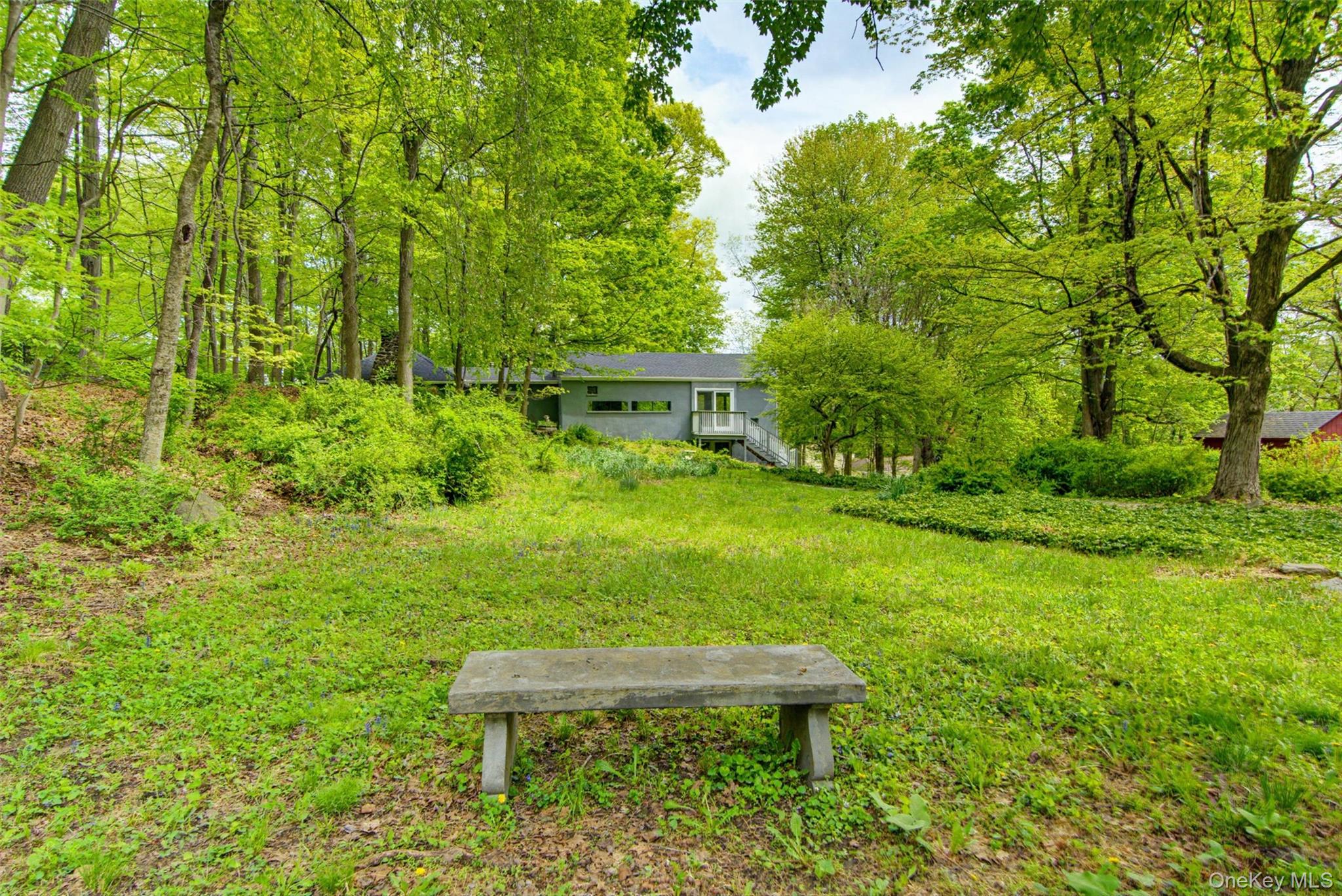 98 Mount Airy Road S