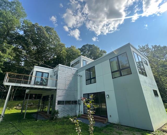 32 Brook Lane