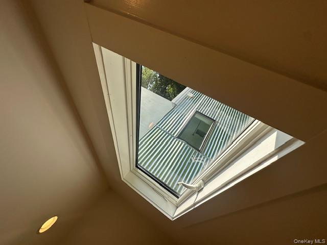 32 Brook Lane