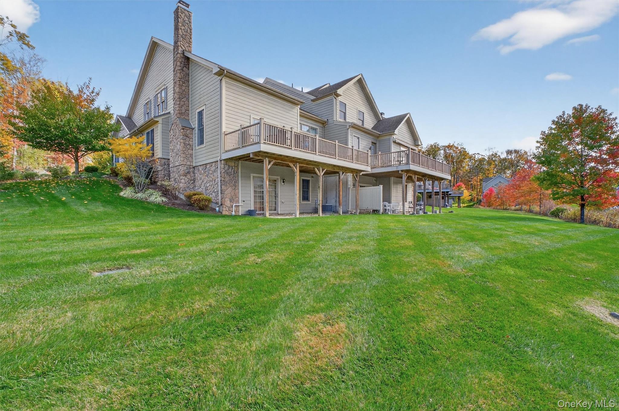 17 Deforest Drive