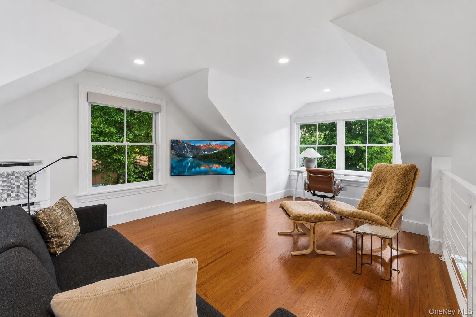 174 Lake Shore Road
