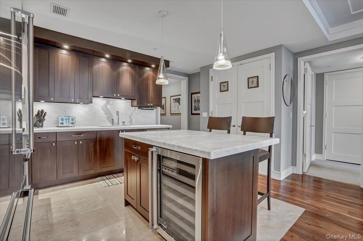 1 Renaissance Square Unit: 24F
