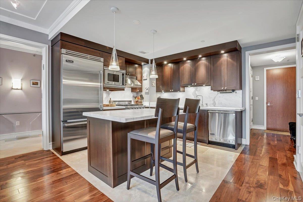 1 Renaissance Square Unit: 24F