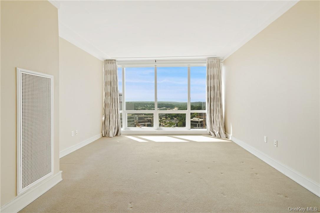 1 Renaissance Square Unit: 21E