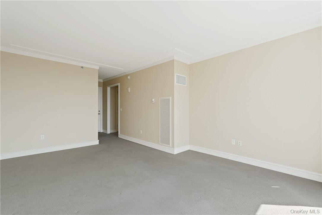 1 Renaissance Square Unit: 21E
