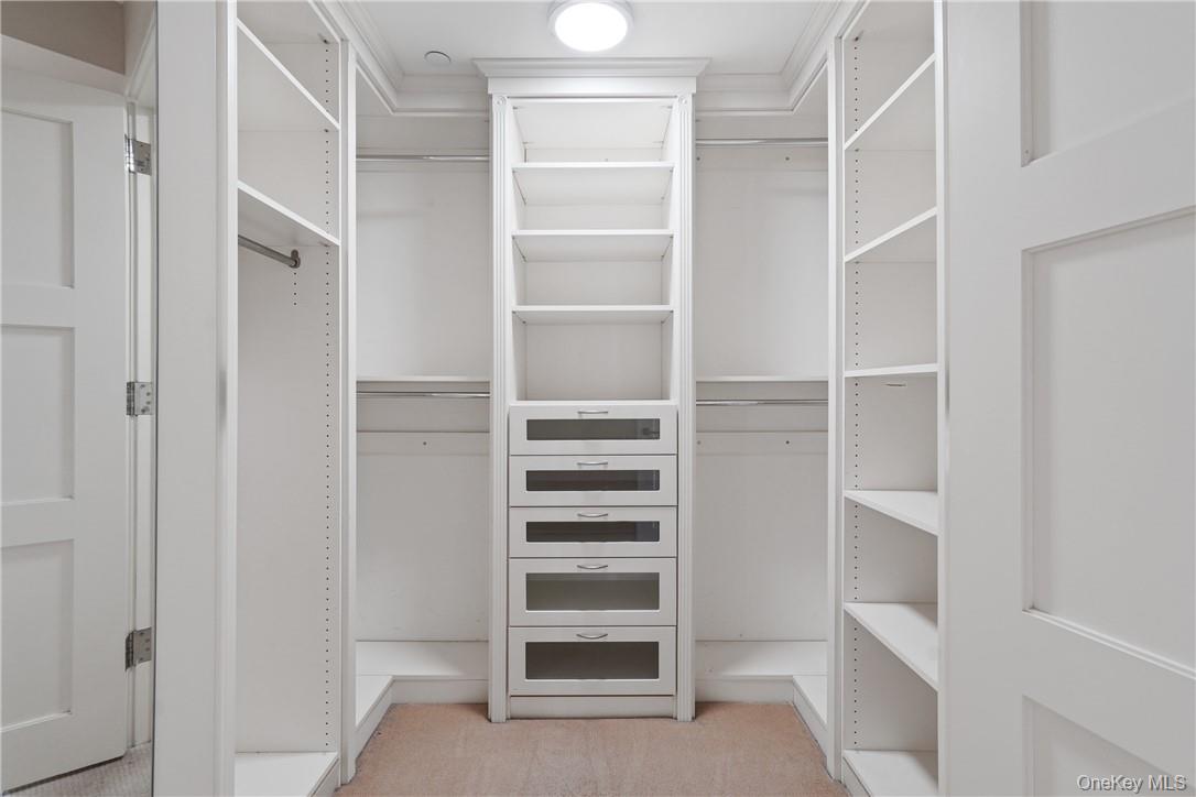 1 Renaissance Square Unit: 21E