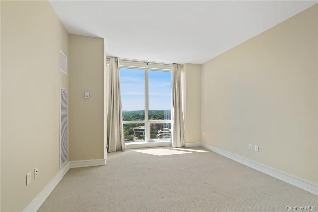 1 Renaissance Square Unit: 21E