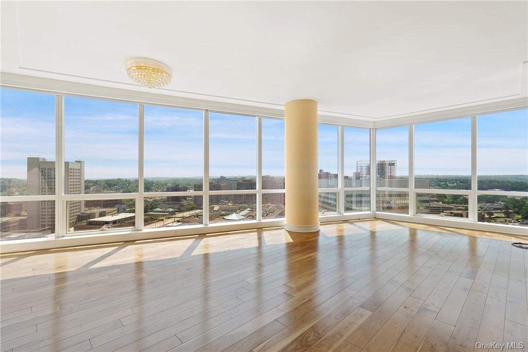 1 Renaissance Square Unit: 21E