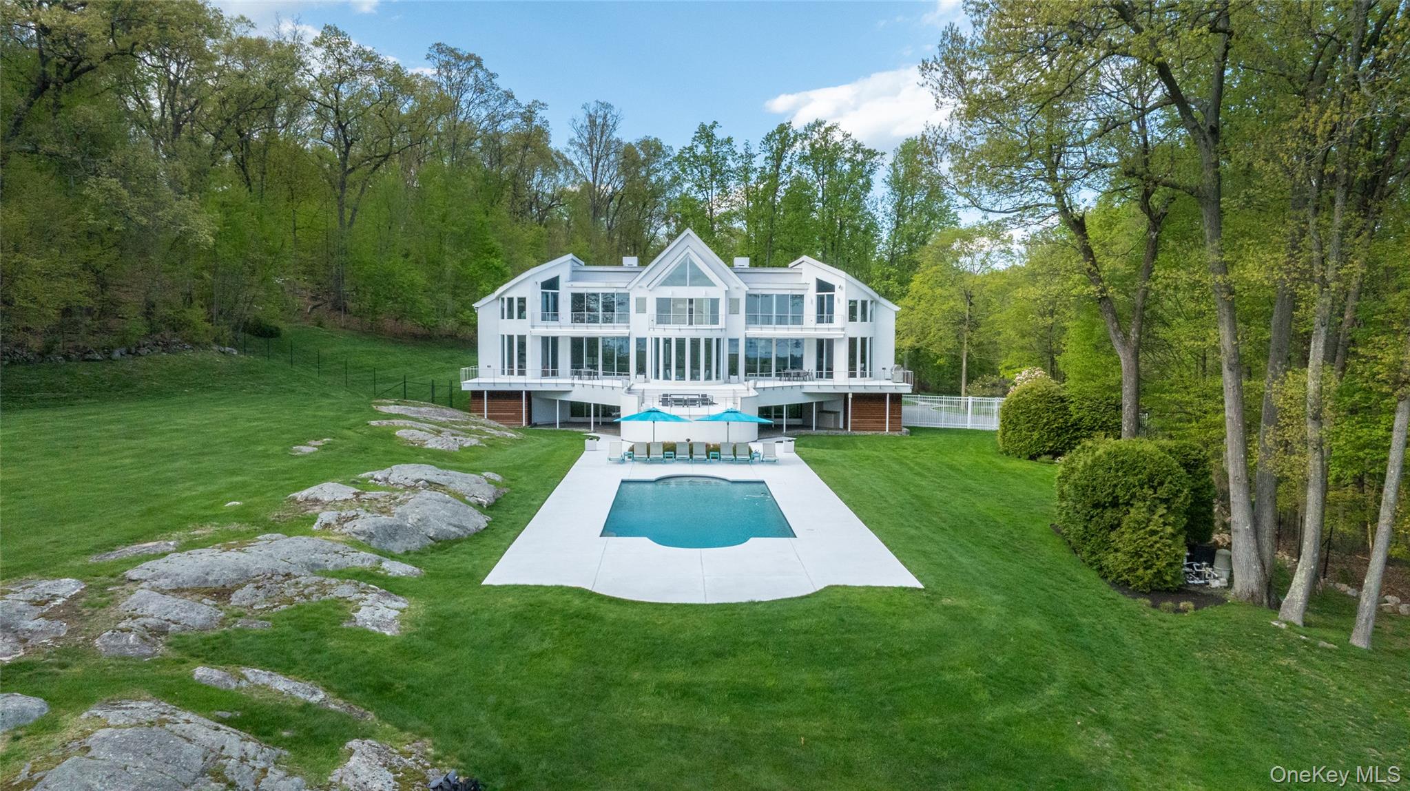18 Bramblebush Road