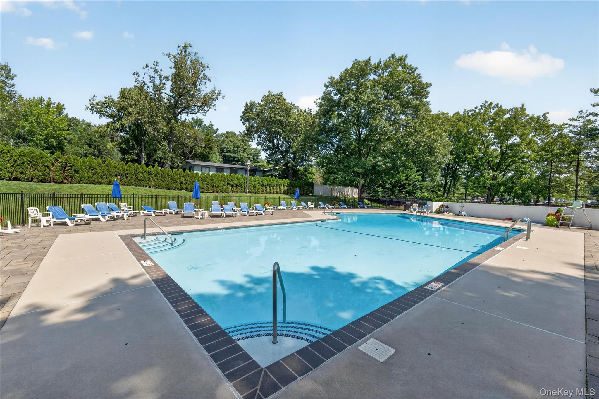 311 Tallwood Drive Unit: 311