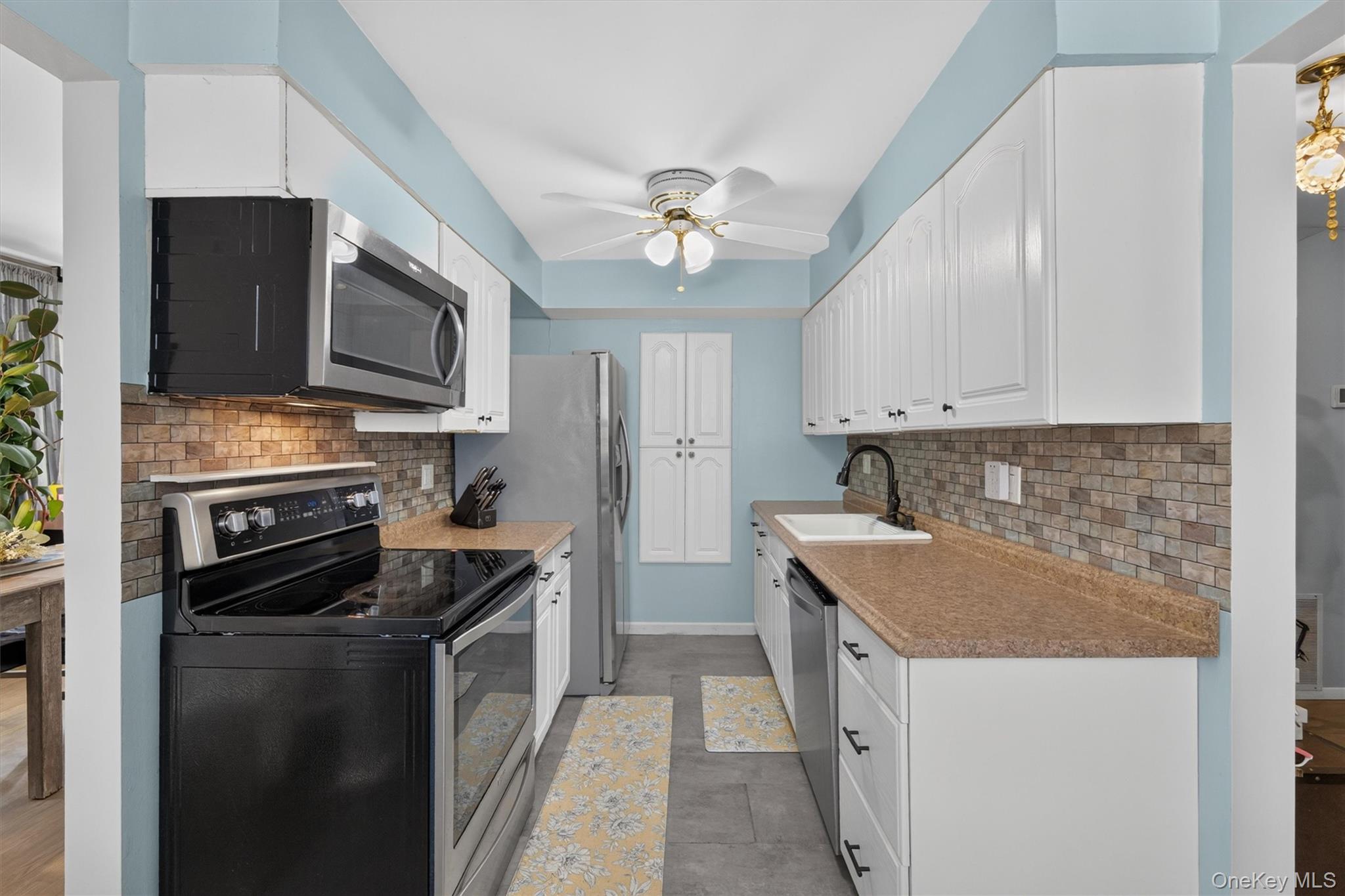 311 Tallwood Drive Unit: 311