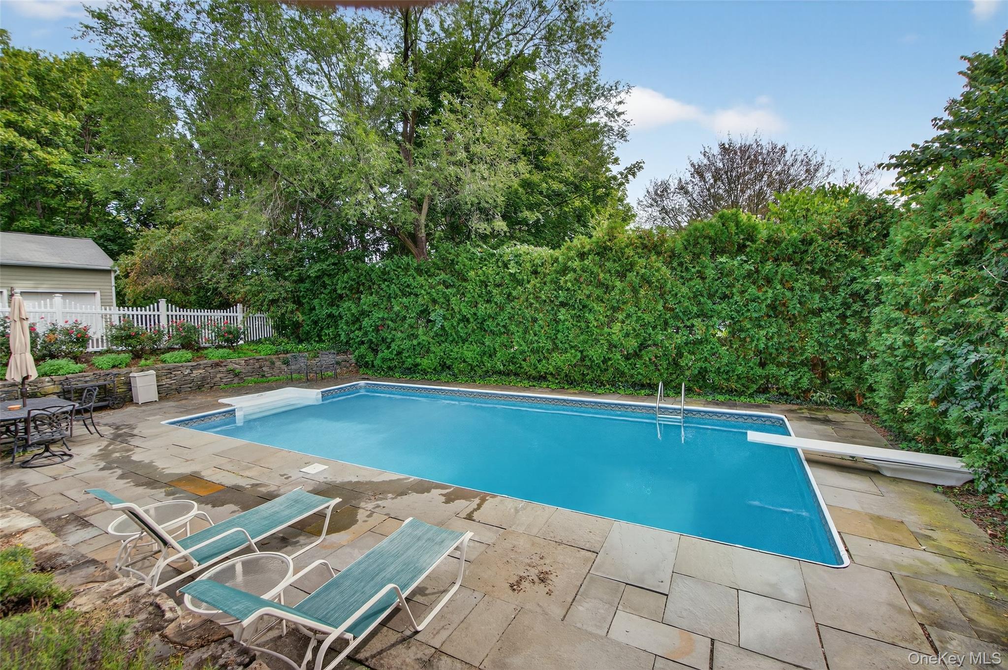 28 Observatory Drive