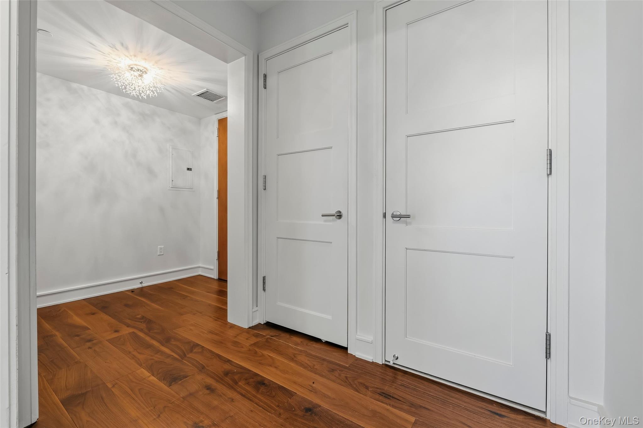 1 Renaissance Square Unit: V6G