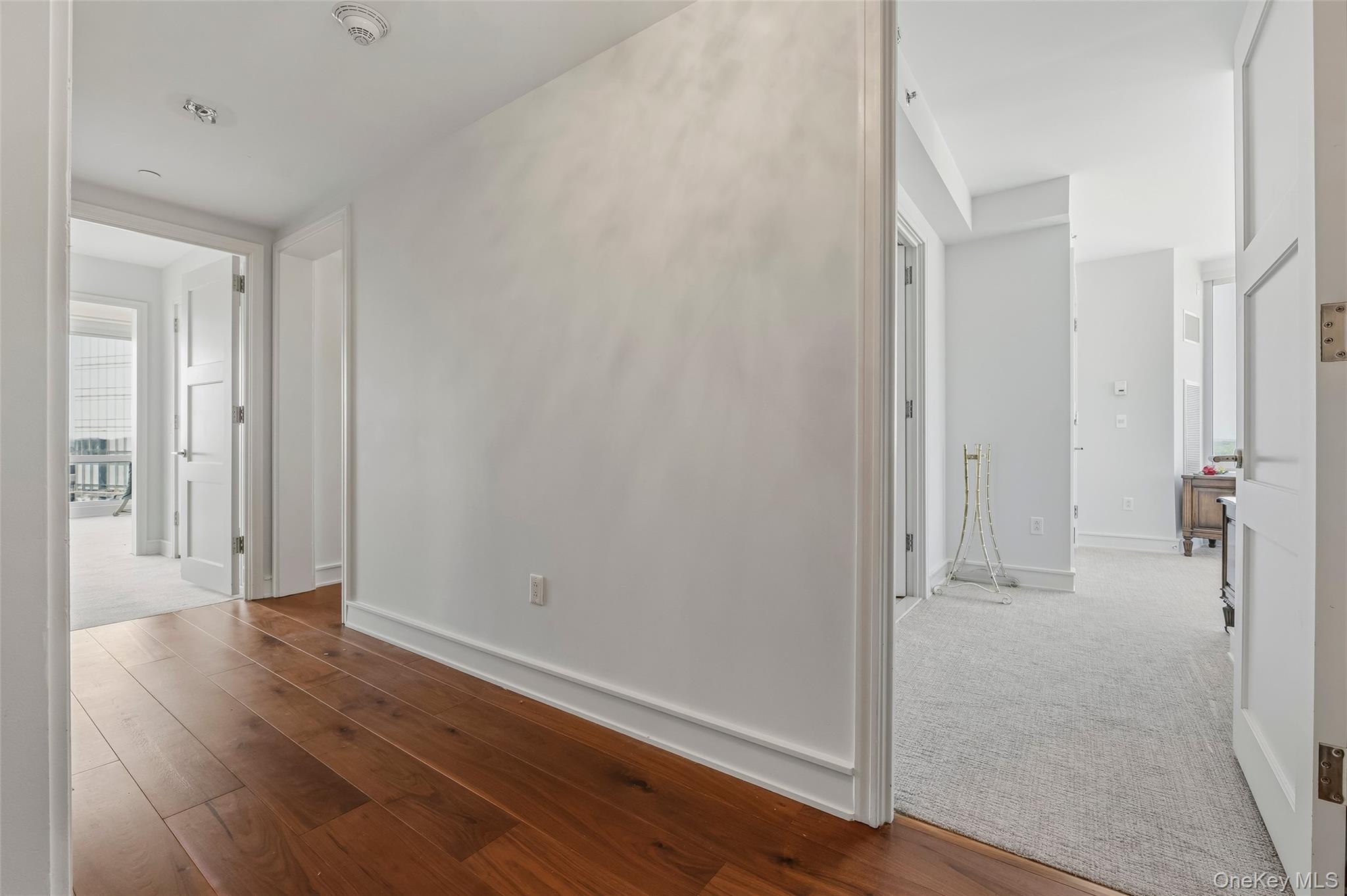 1 Renaissance Square Unit: V6G