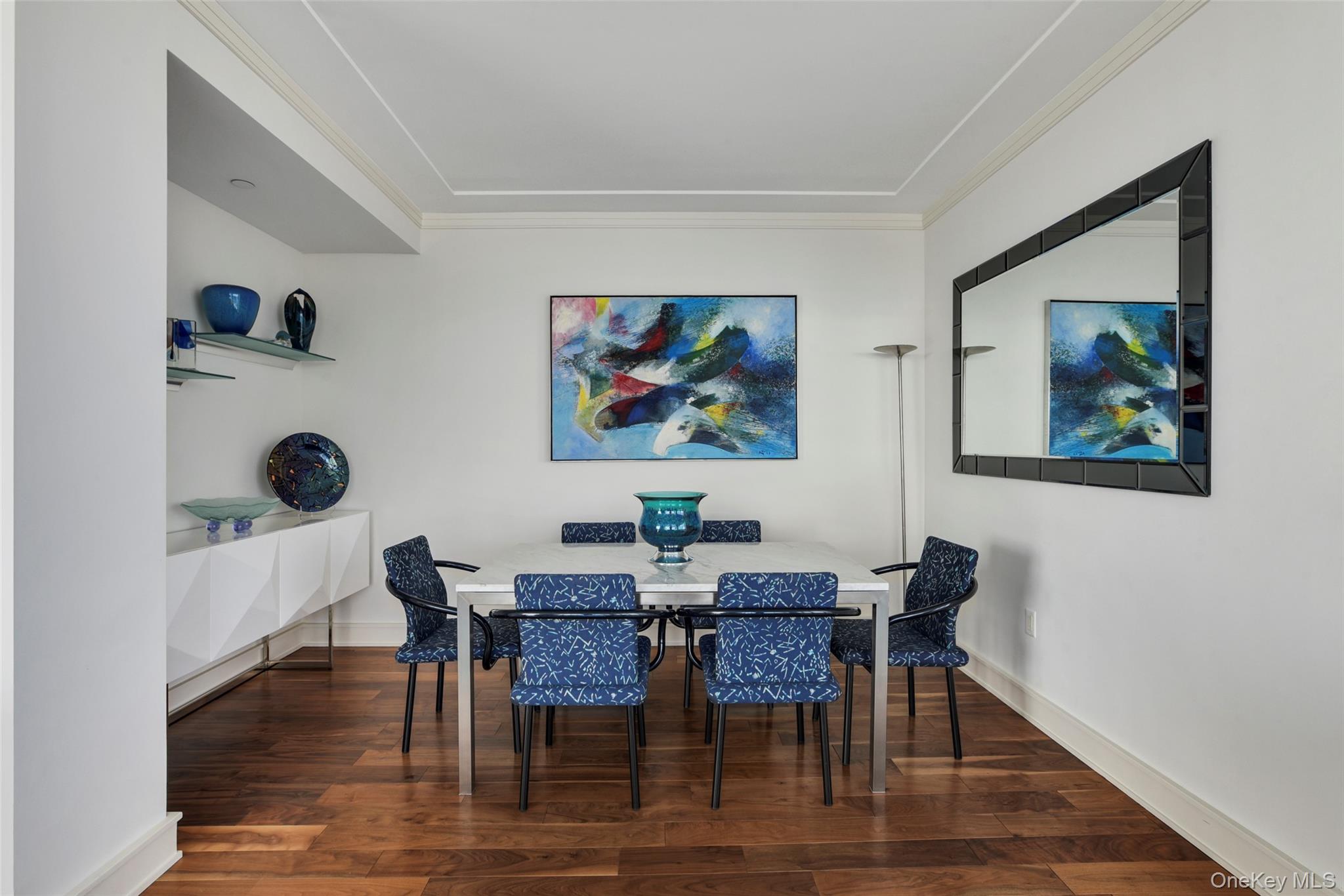 1 Renaissance Square Unit: V6G