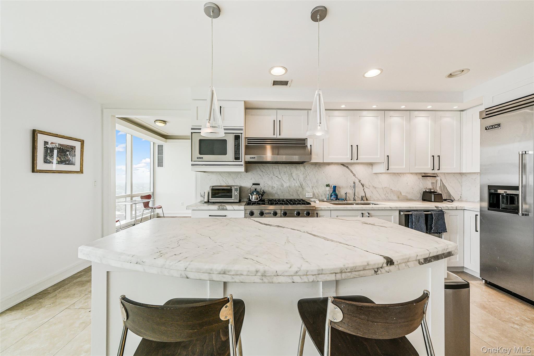 1 Renaissance Square Unit: 37B
