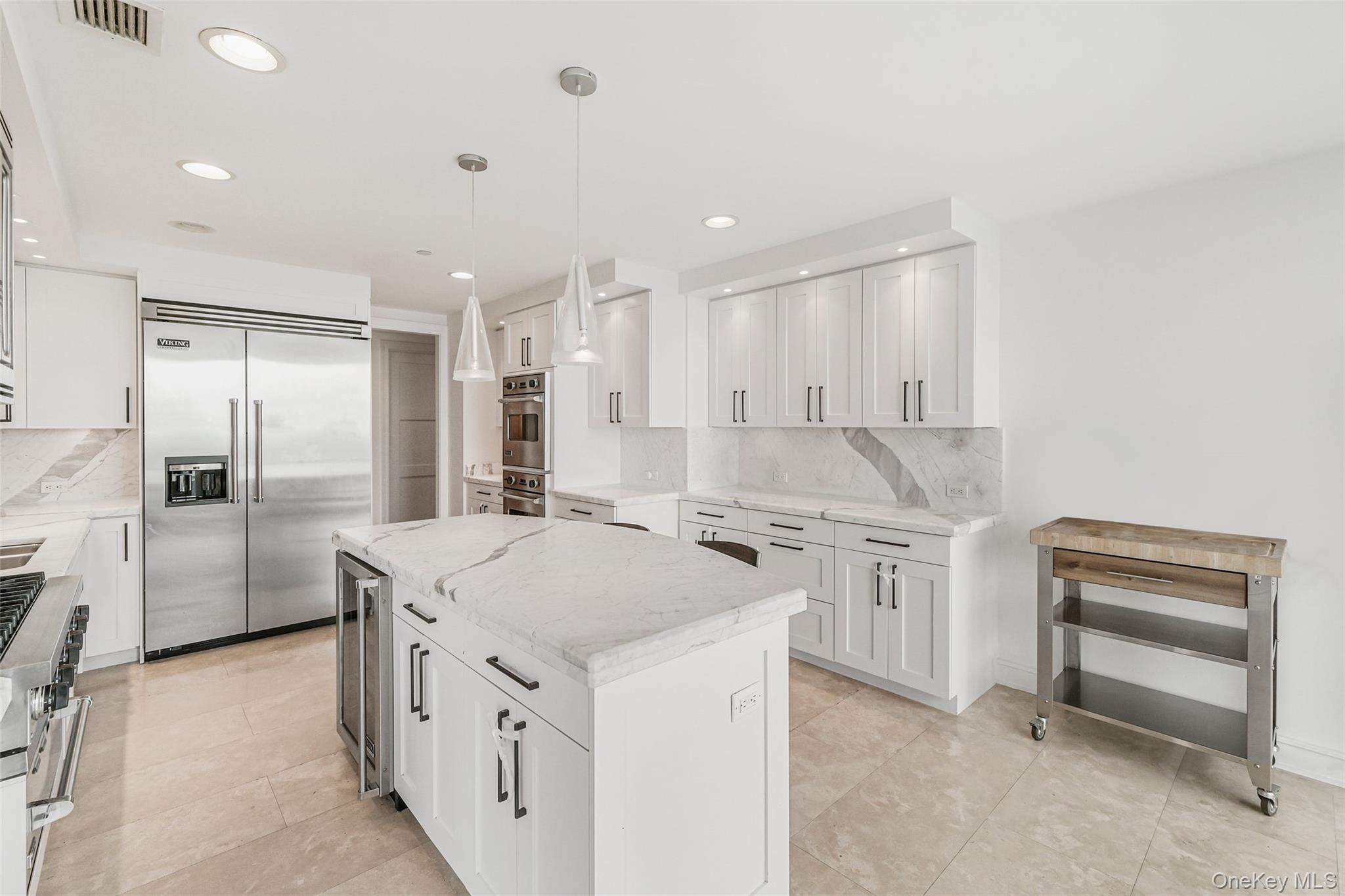 1 Renaissance Square Unit: 37B