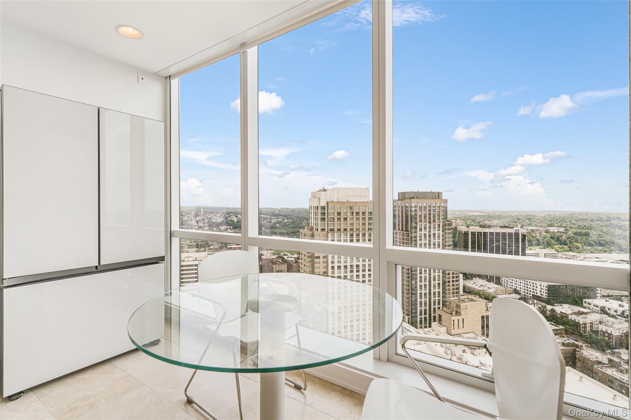 1 Renaissance Square Unit: 37B