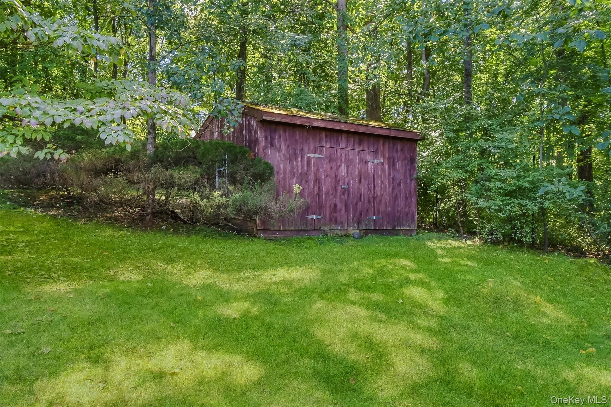 2054 Quaker Ridge Road