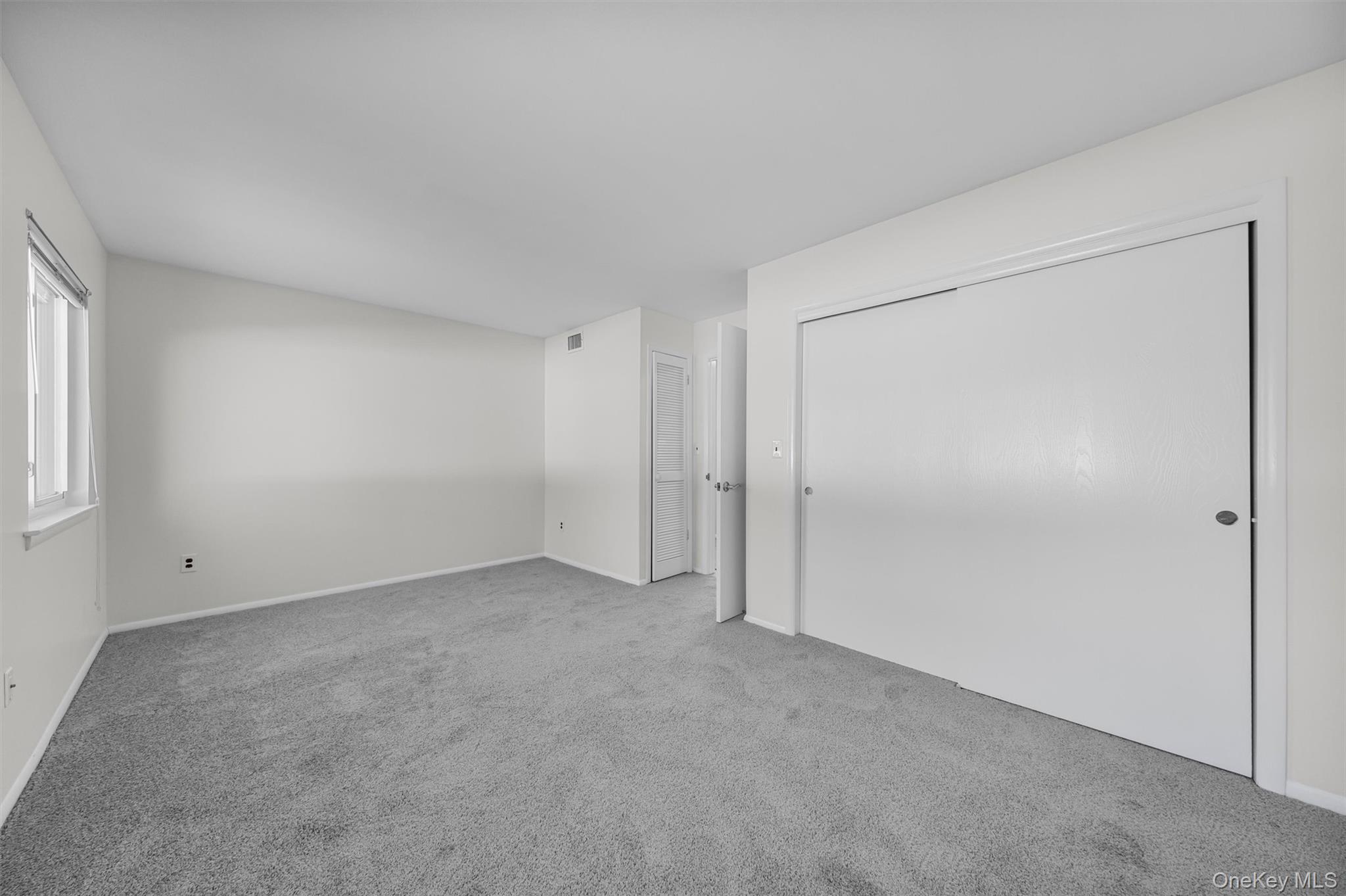 156 Carriage Court Unit: G