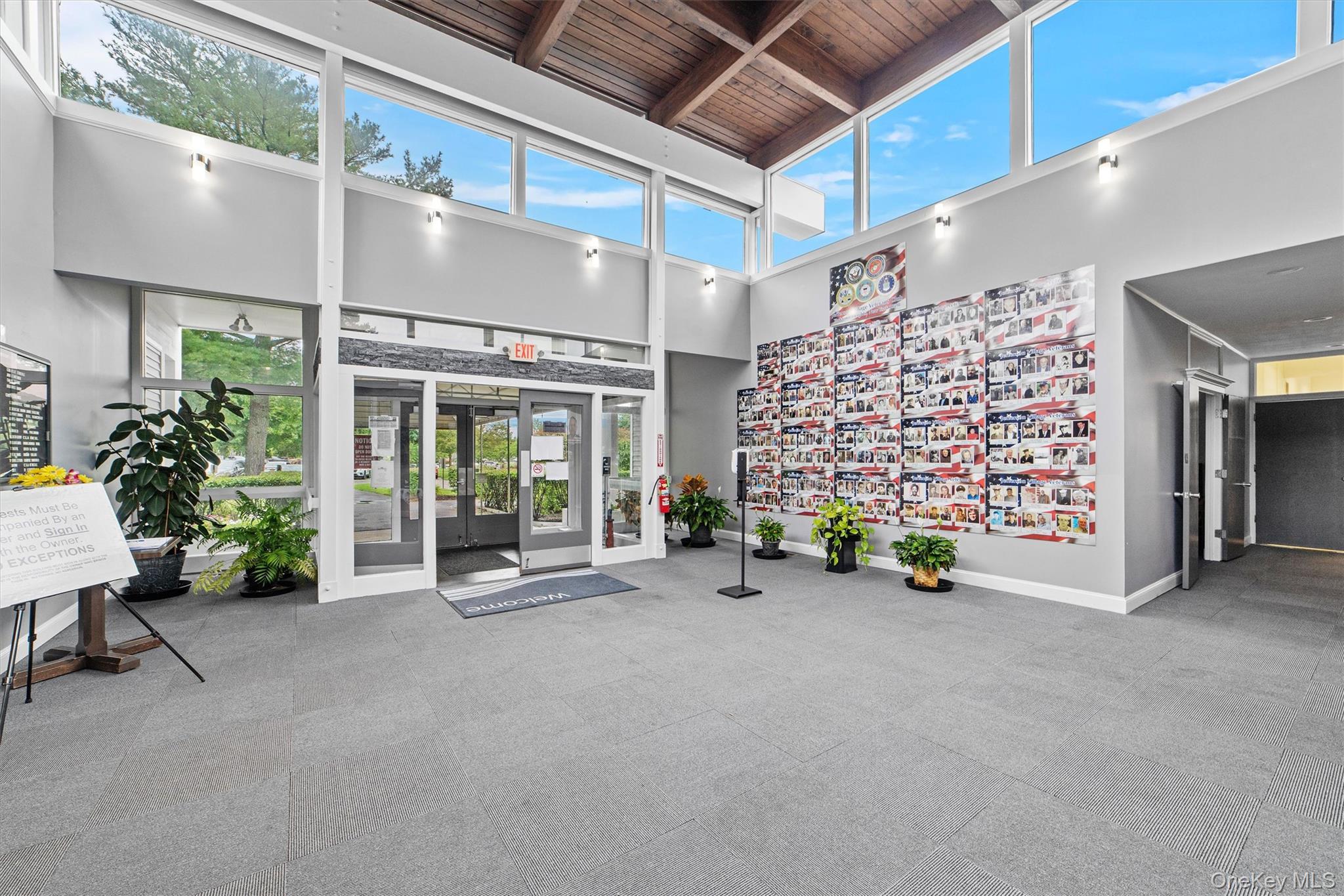 156 Carriage Court Unit: G