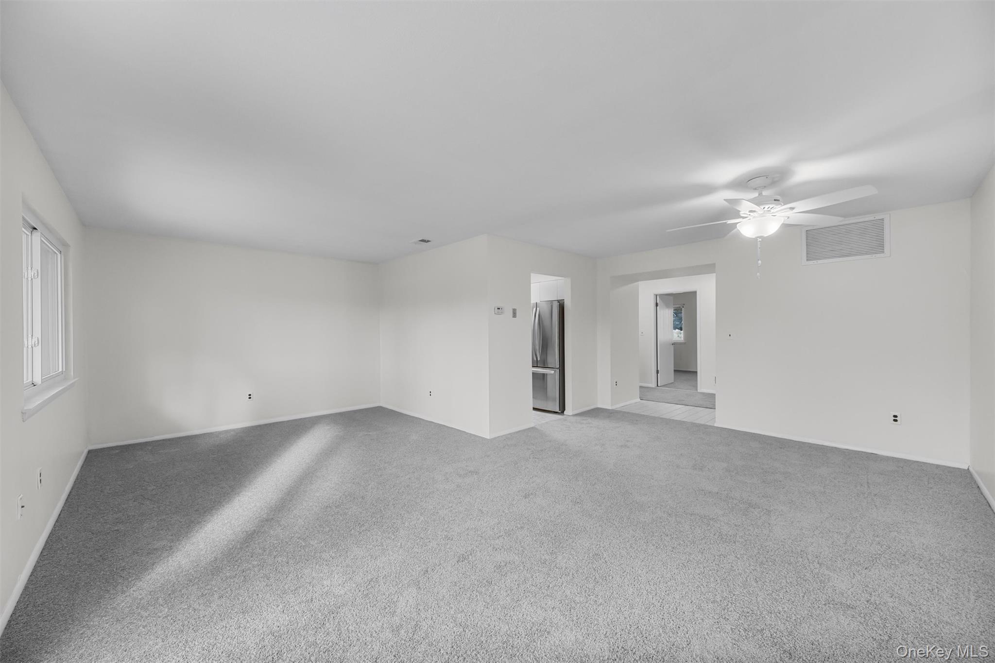 156 Carriage Court Unit: G