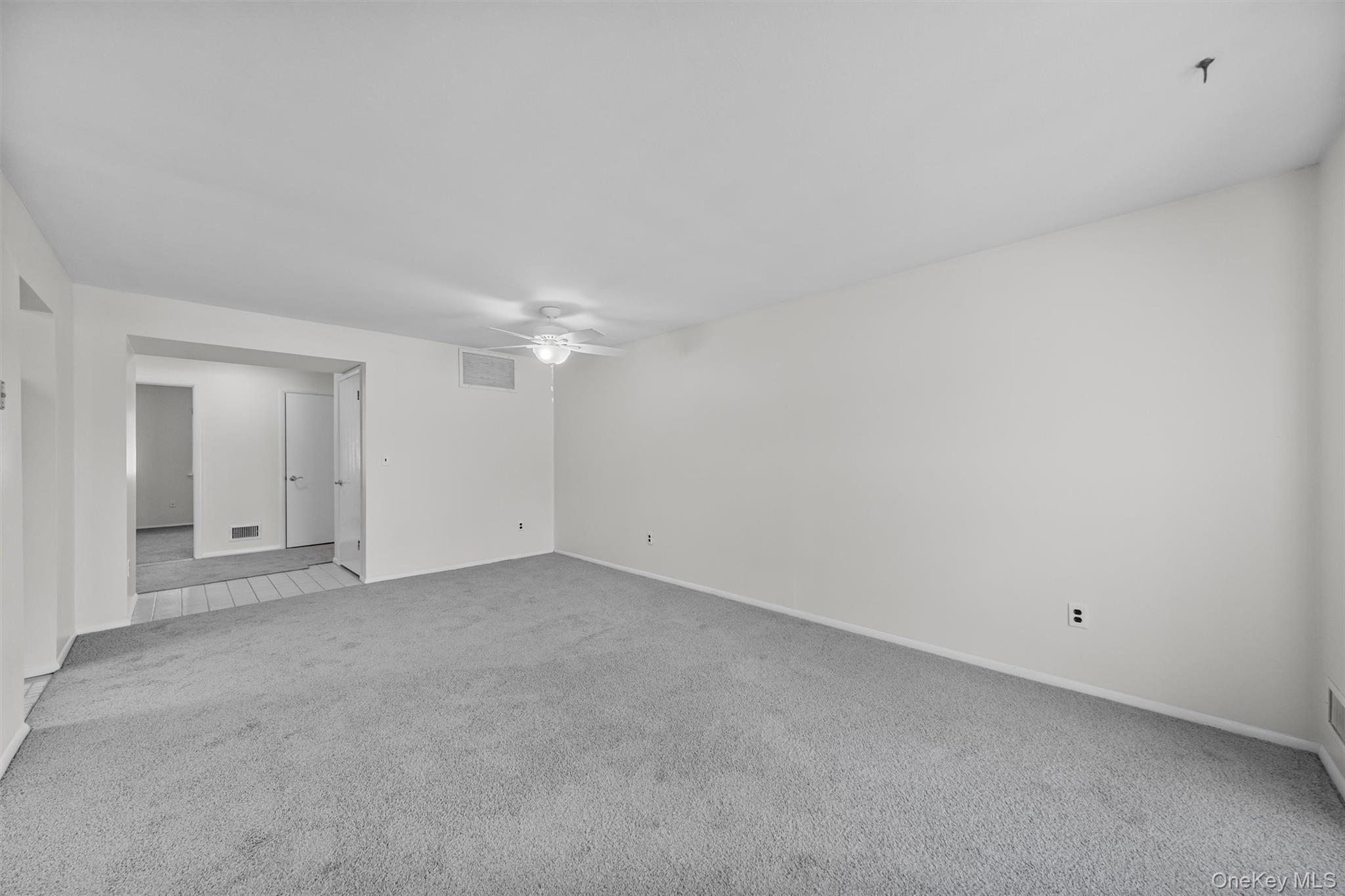 156 Carriage Court Unit: G