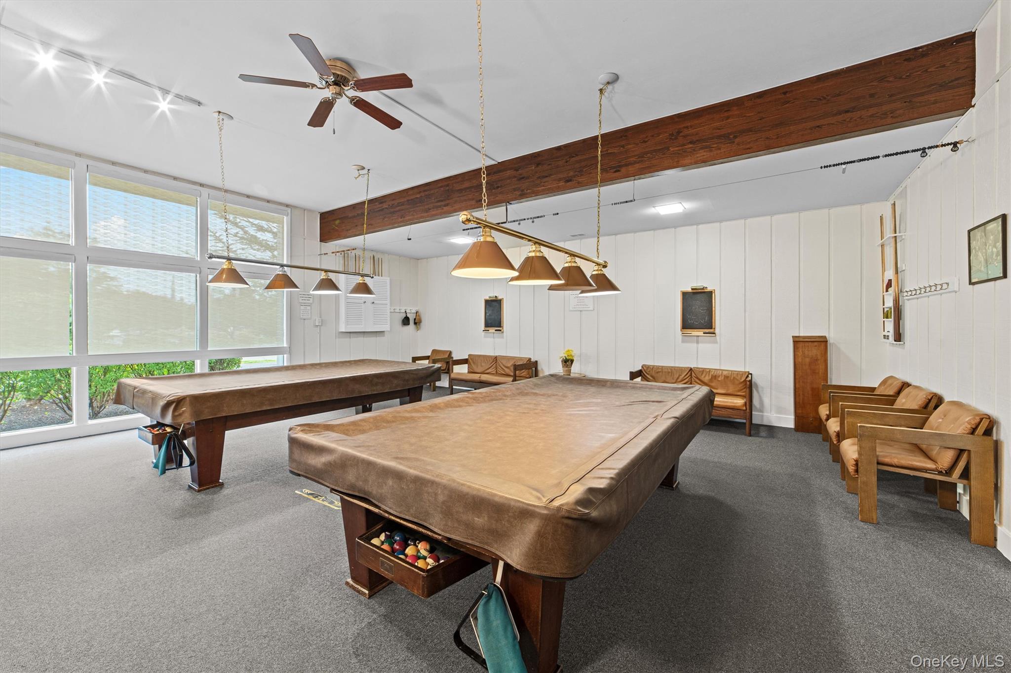 156 Carriage Court Unit: G