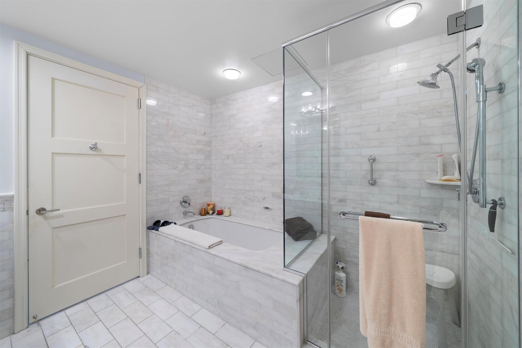 5 Renaissance Square Unit: 12F
