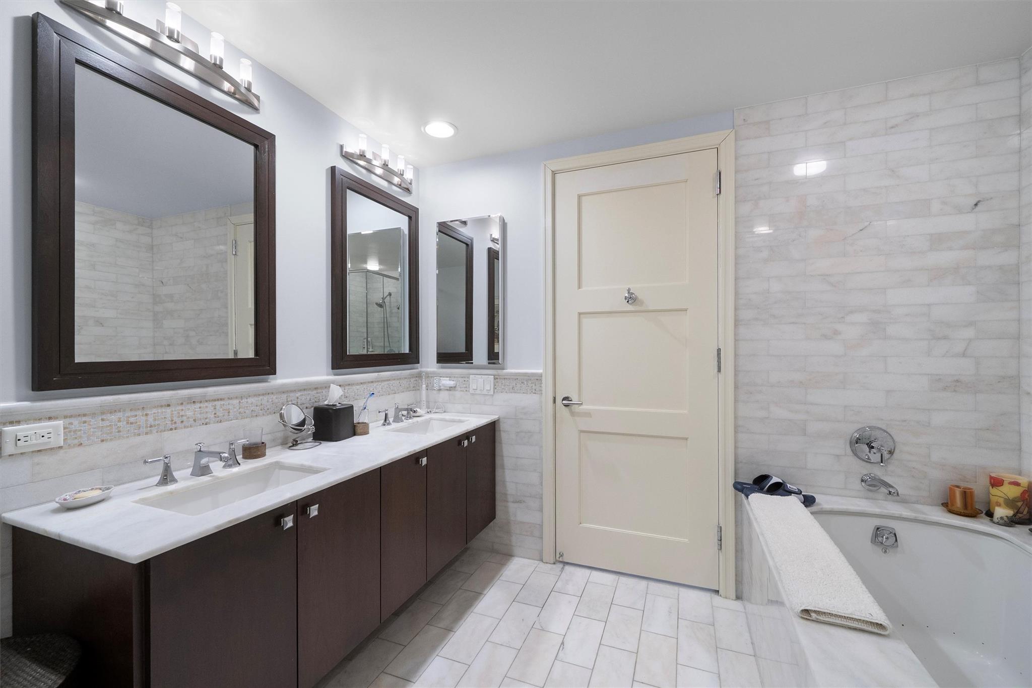 5 Renaissance Square Unit: 12F