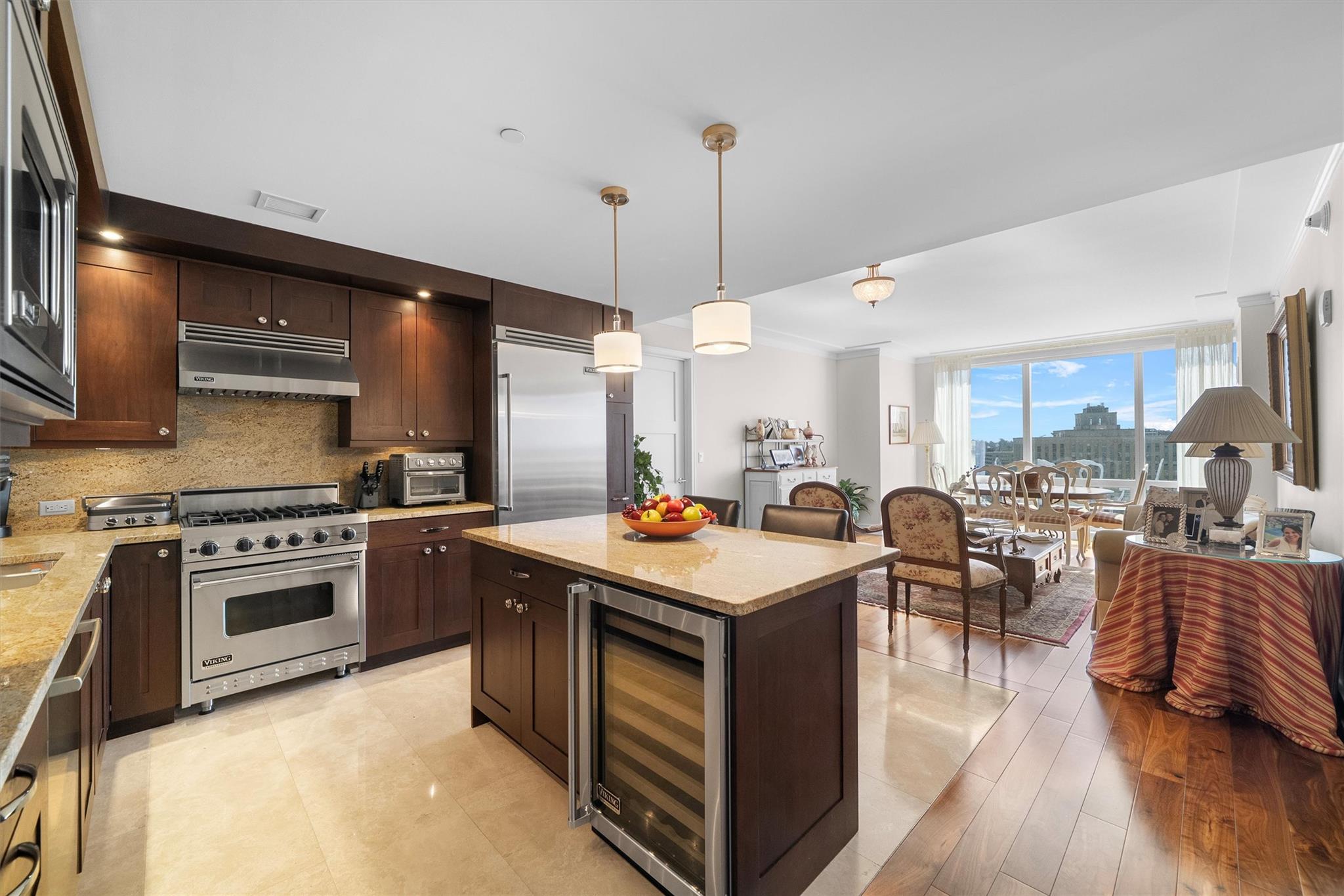 5 Renaissance Square Unit: 12F
